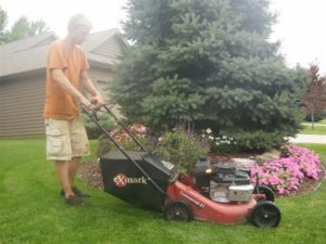 Lawn Maintenance Elkhart, Bristol and Middlebury Indiana